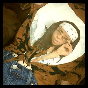 CUSTOM Aaliyah Acid Wash design Knotted-Crop
